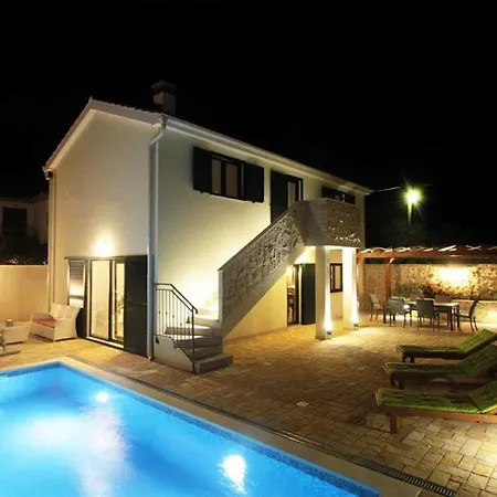 Modern, Stone Castello Coza Ii With Pool Villa *